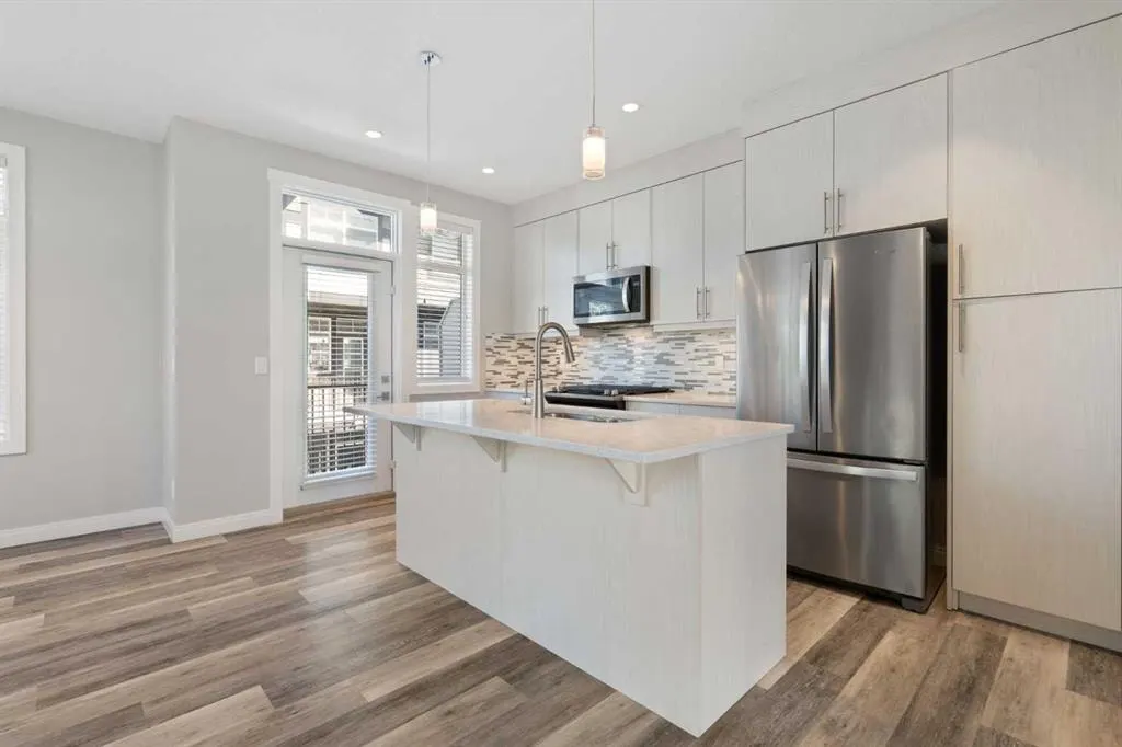 124 Wentworth Row SW — photo 3