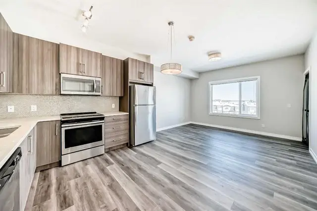 24 Sage Hill Terrace NW #319