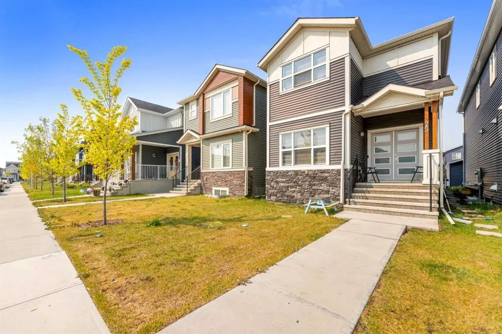75 Homestead Park NE — photo 2