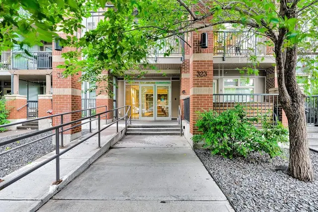 323 20 Avenue SW #409