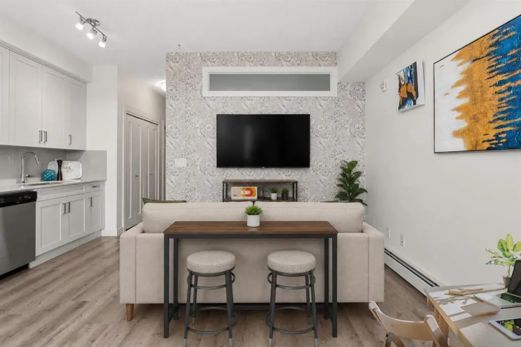 20 Walgrove Walk SE #408 — photo 3