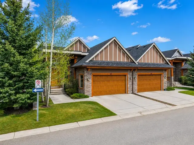 63 Cortina Villas SW