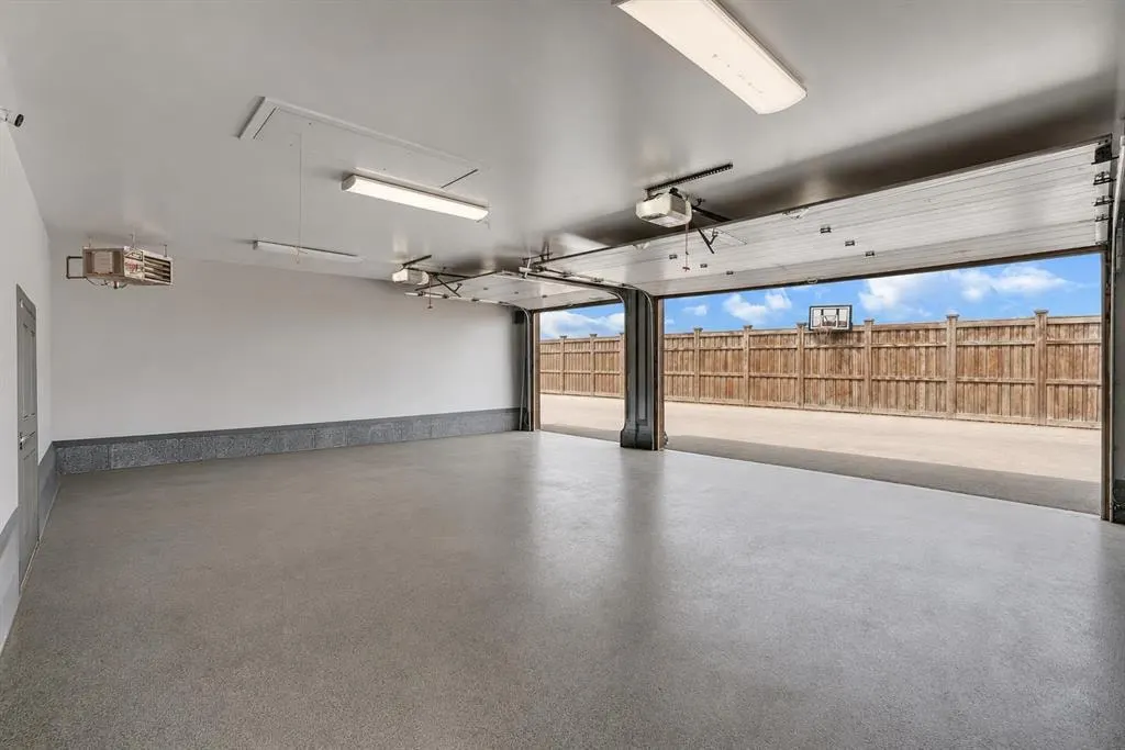 360 Marquis Heights SE — photo 3
