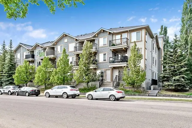 21 Mckenzie Towne Gate SE #2