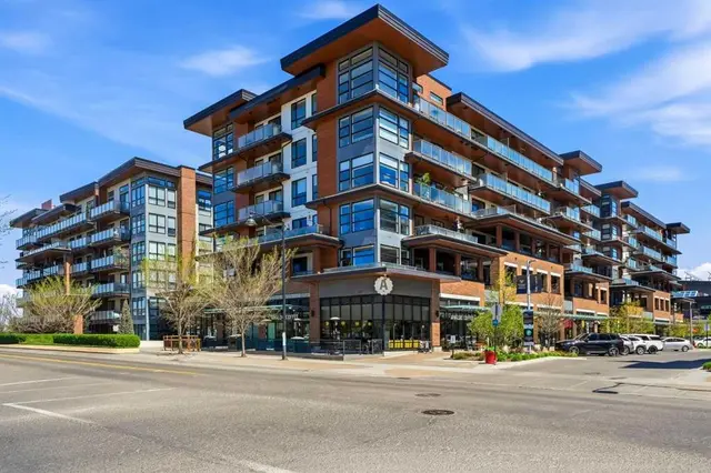 122 Mahogany Centre SE #618