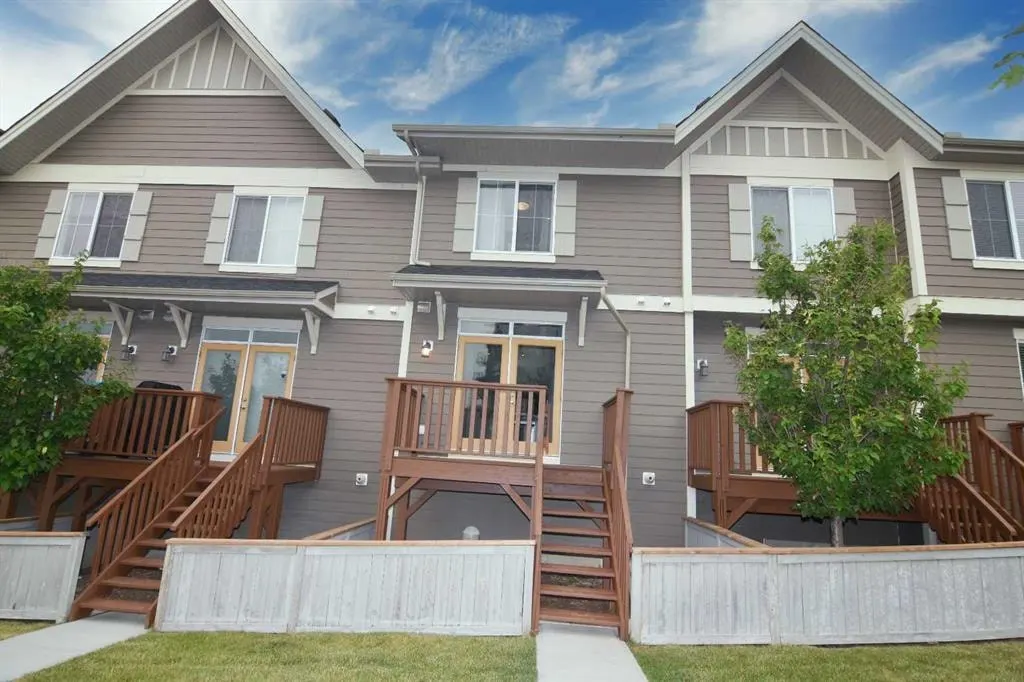 43 Kinlea Common NW — photo 2