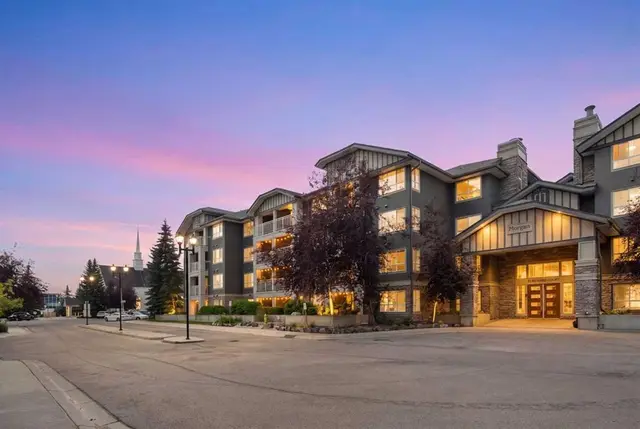 35 Richard Court SW #159