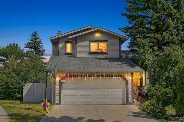 627 Macewan Valley Road NW