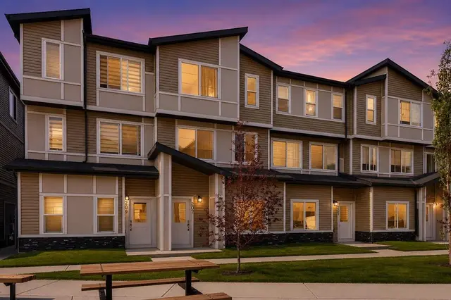 75 Cornerstone Row NE #207