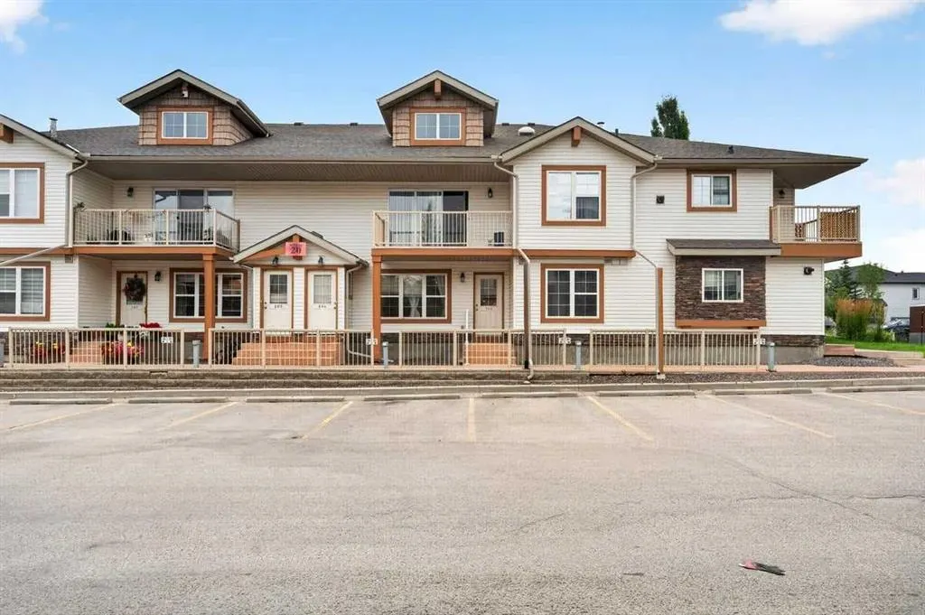 20 Panatella Landing NW ##104 — photo 3