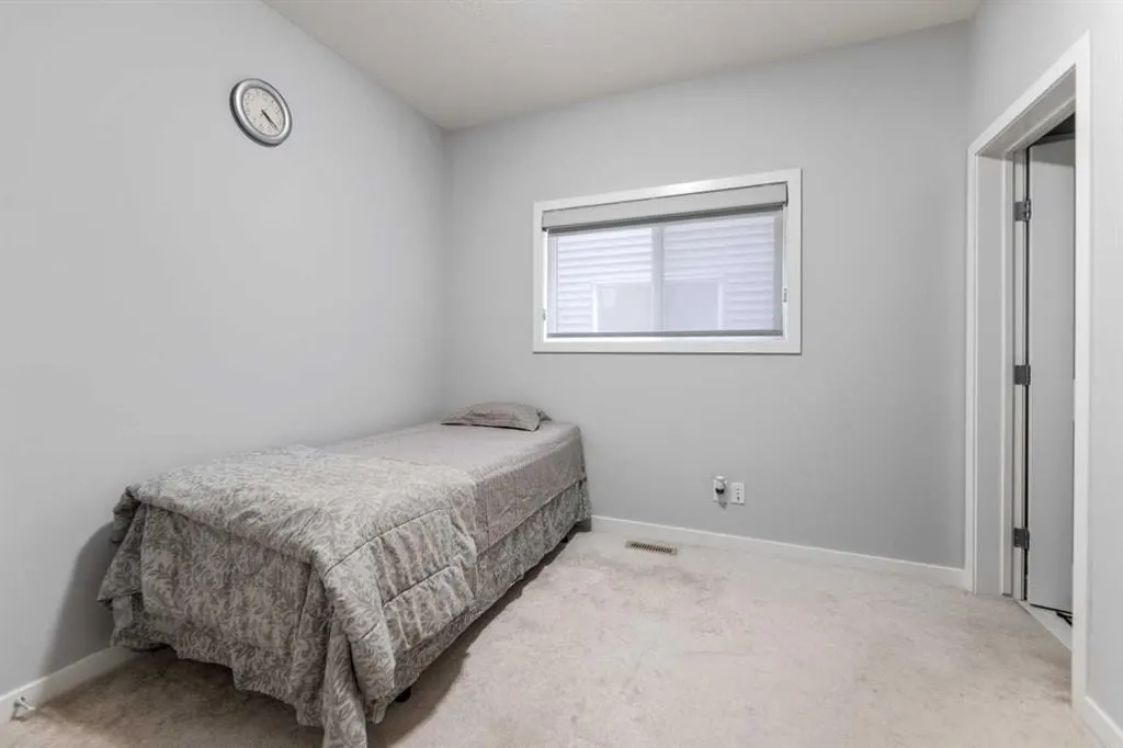 188 Savanna Grove NE — photo 2