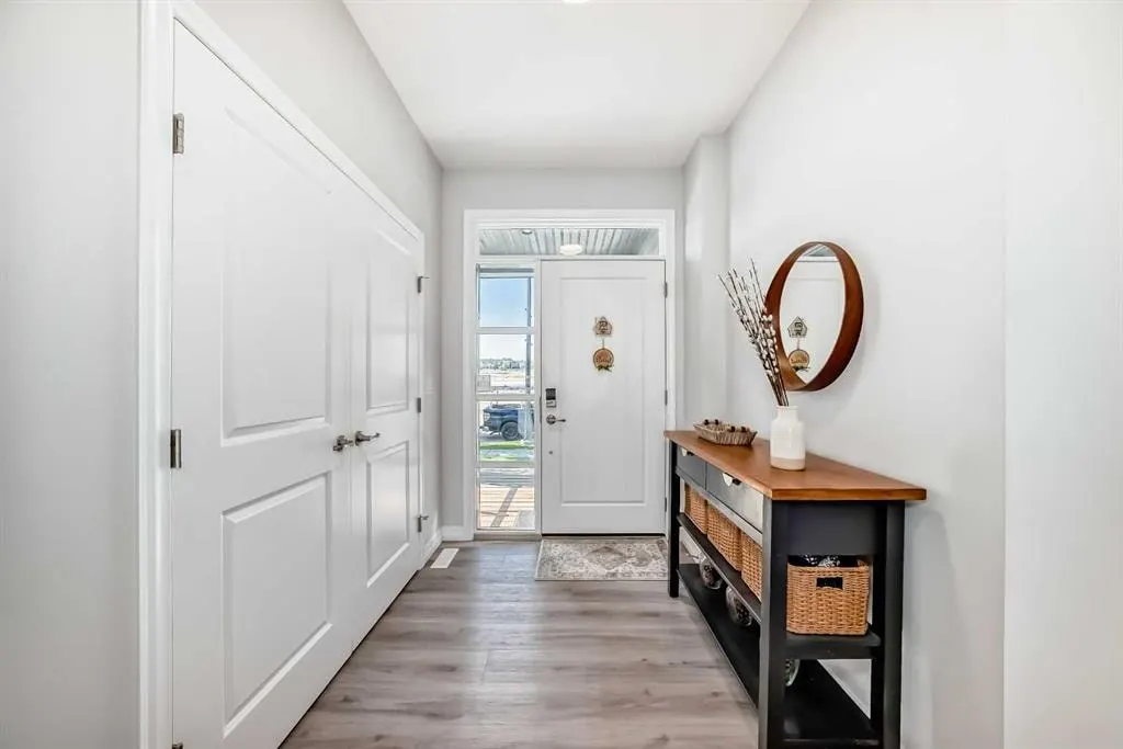 1941 Mahogany Boulevard SE — photo 3