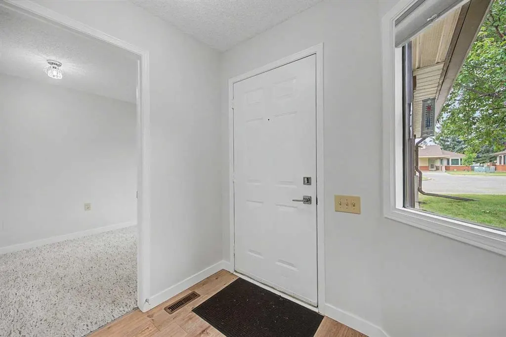 2640 Dovely Court SE — photo 3