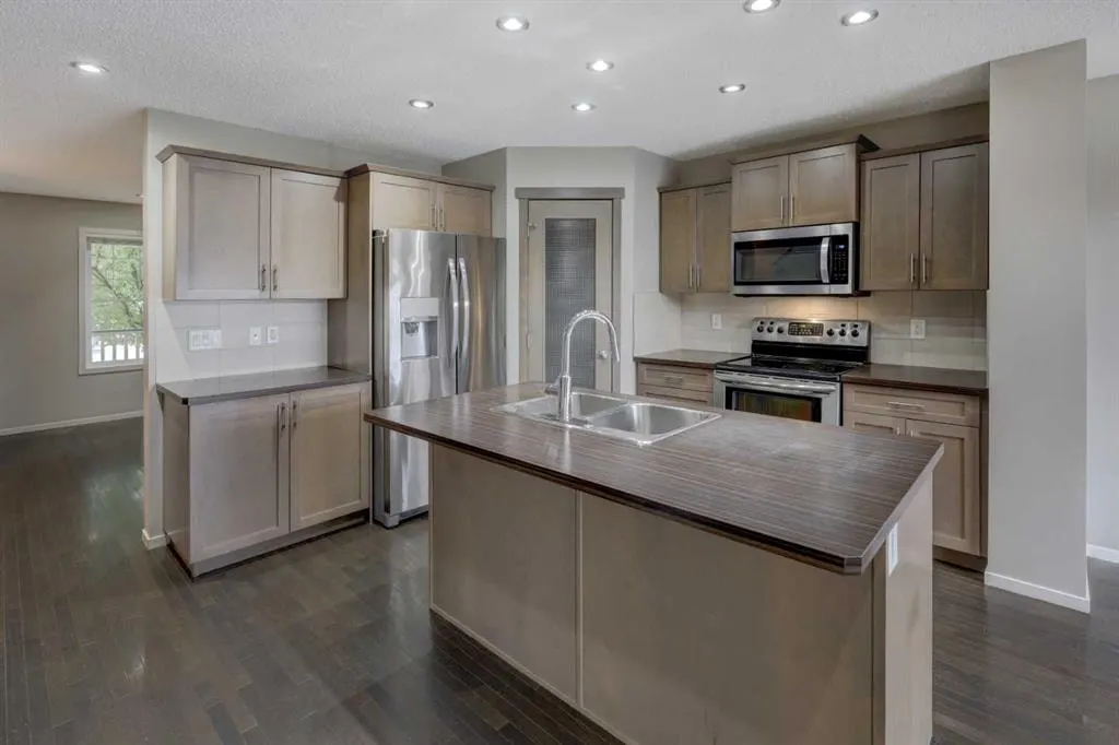 36 Copperstone Court SE — photo 3