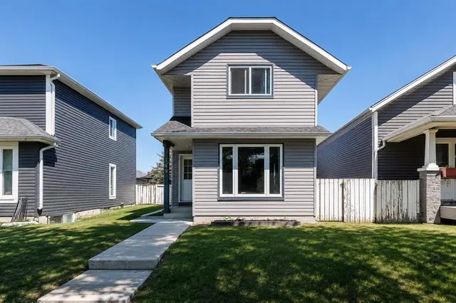 149 Taradale Close NE