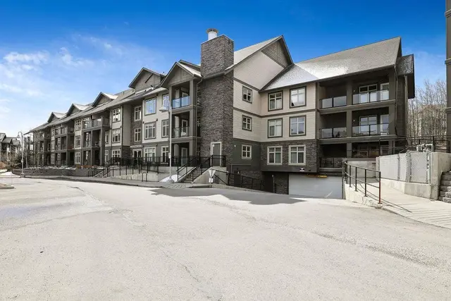 25 Aspenmont Heights SW #313