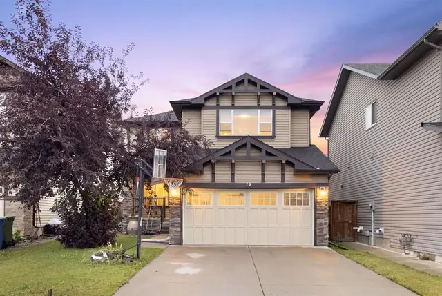 19 Silverado Skies Bay SW