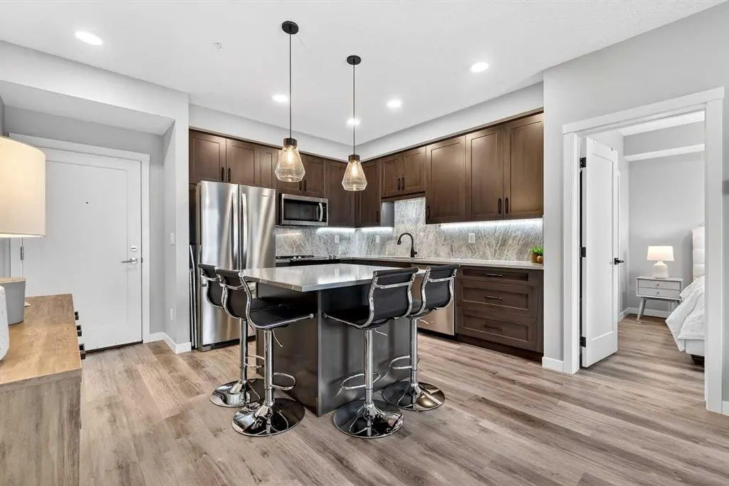 150 Shawnee Square SW #401 — photo 3