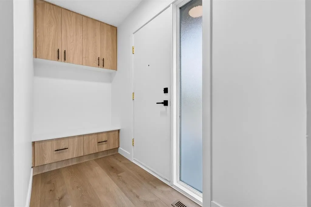5340 17 Avenue SW #905 — photo 3