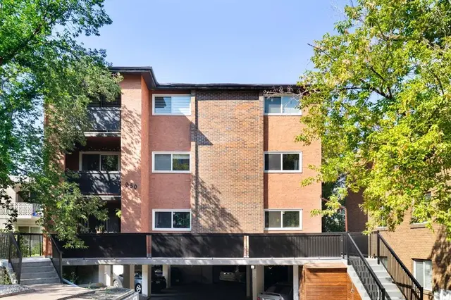 930 Royal Avenue SW #4
