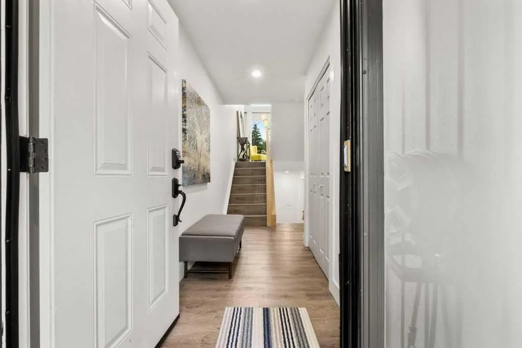 3909 Point Mckay Road NW — photo 3