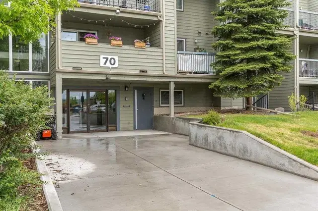 70 Glamis Drive SW #2135