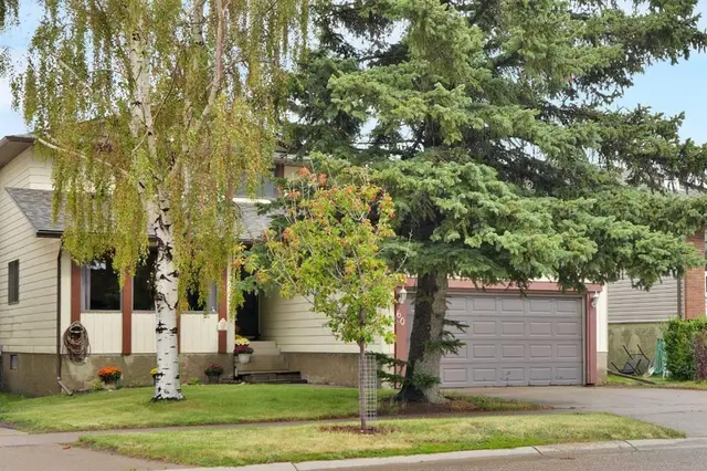 60 Beddington Drive NE