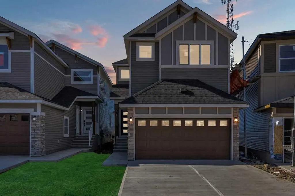 203 Homestead Common NE — photo 1