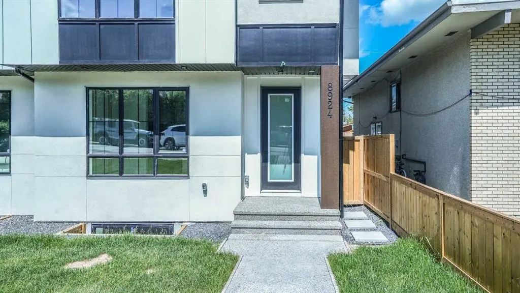 8924 34 Avenue — photo 3