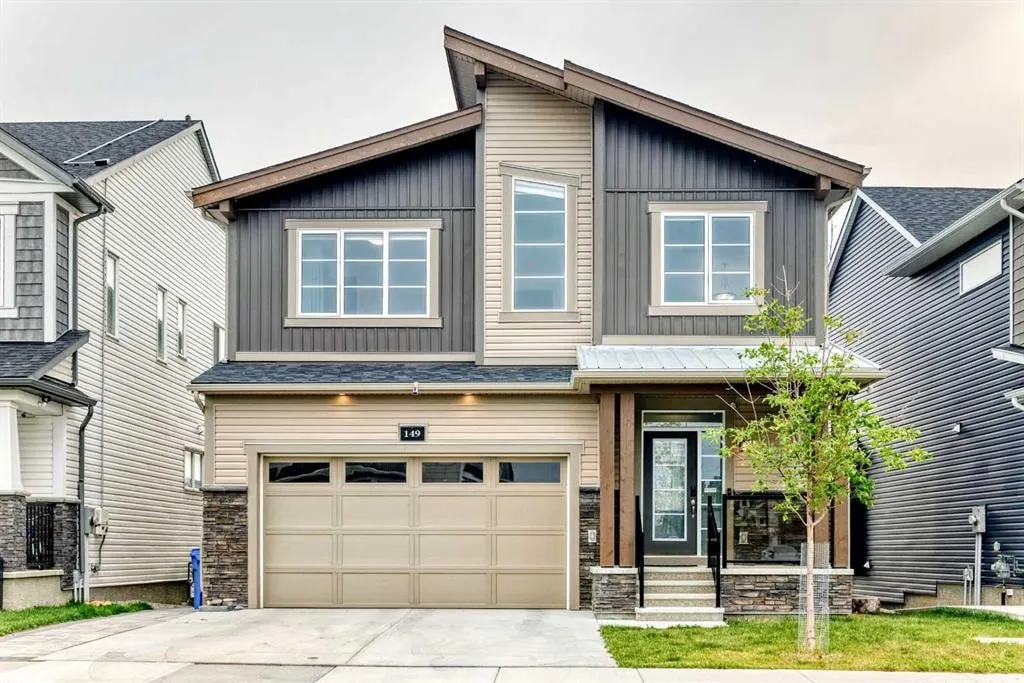 149 Carrington Crescent NW — photo 1