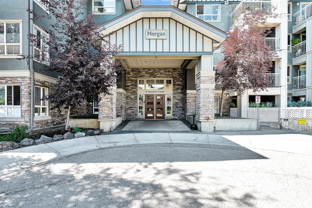 35 Richard Court SW #132 — photo 2