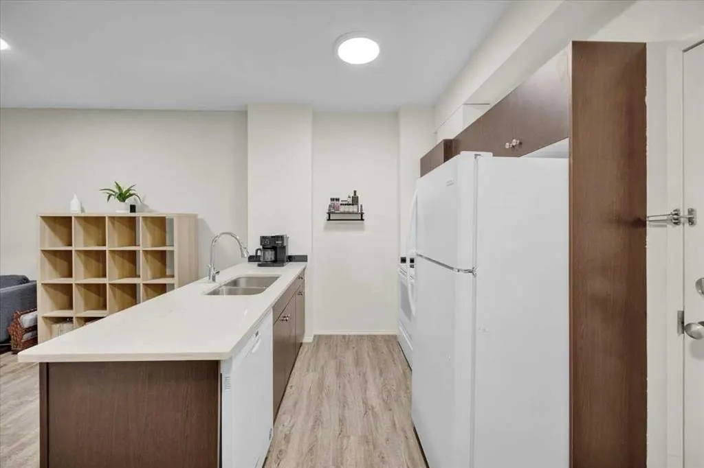 73 Erin Woods Court SE #1108 — photo 3