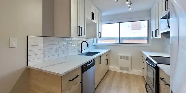 2400 15 Street SW #29