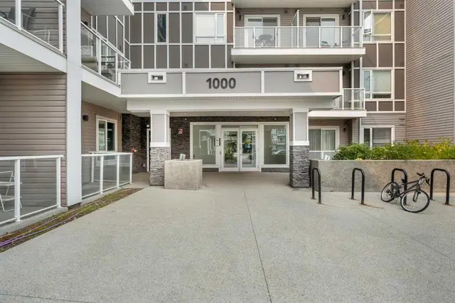 76 Cornerstone Passage NE #1425