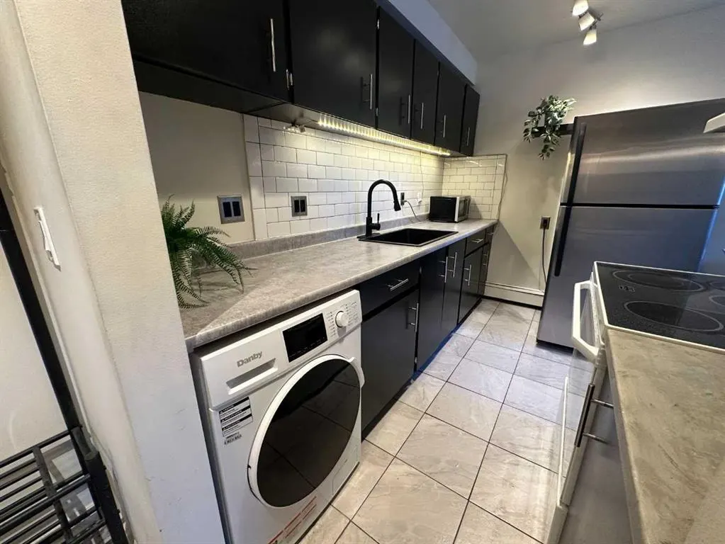 1829 11 Avenue SW #206 — photo 3