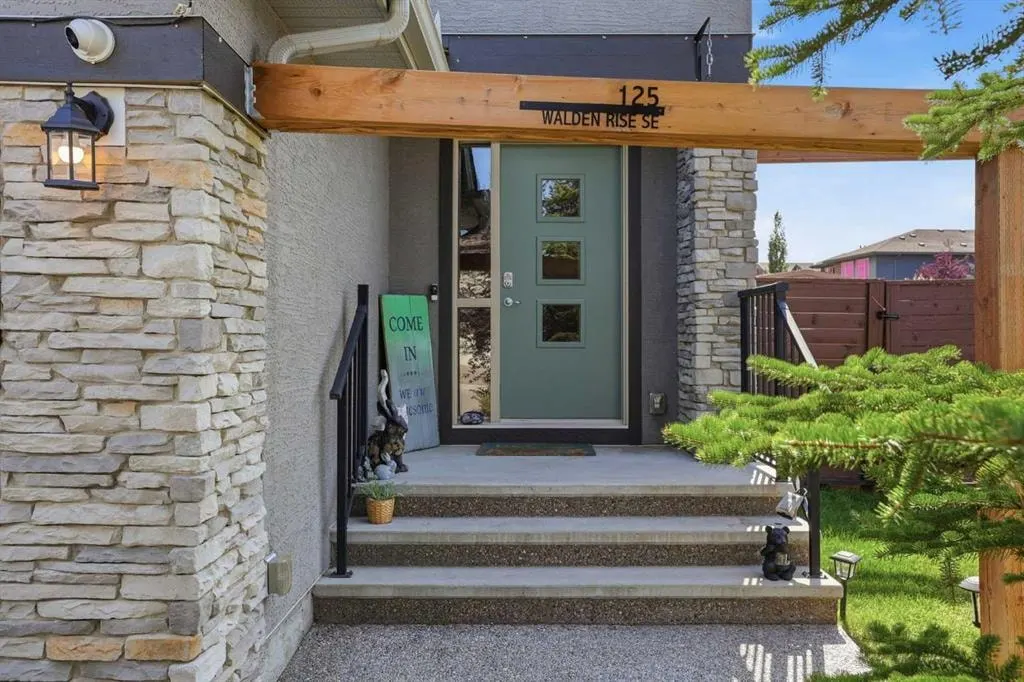 125 Walden Rise SE — photo 2