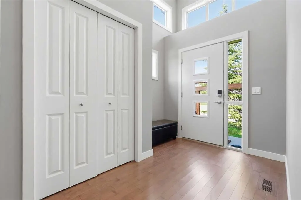 125 Walden Rise SE — photo 3