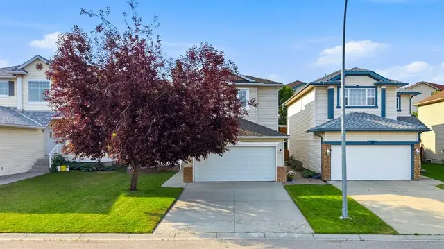 72 Arbour Crest Road NW