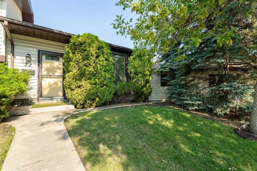 71 Templewood Road NE — photo 3