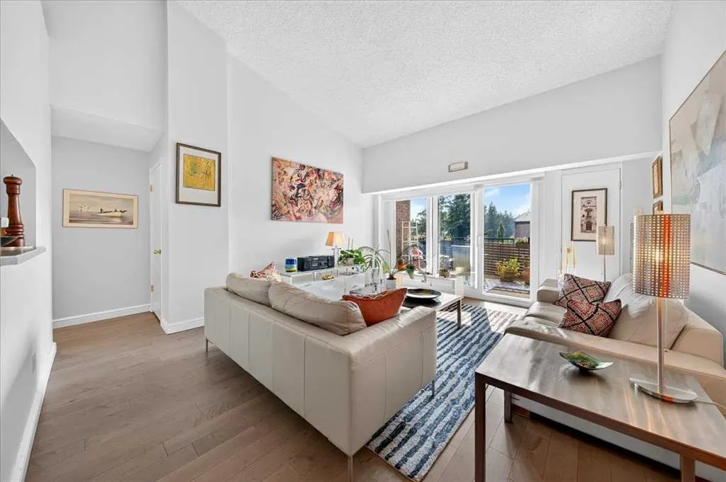 202 Braeglen Close SW #2410 — photo 3