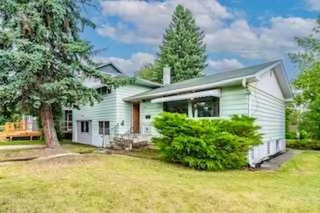 2628 Capitol Hill Crescent NW