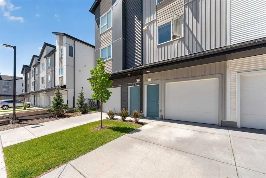 301 Redstone Boulevard NE #433 — photo 3
