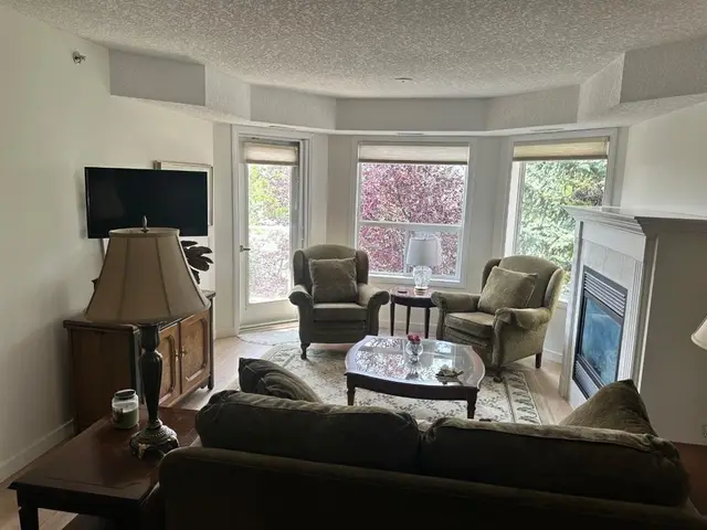 1818 Simcoe Boulevard SW #3338