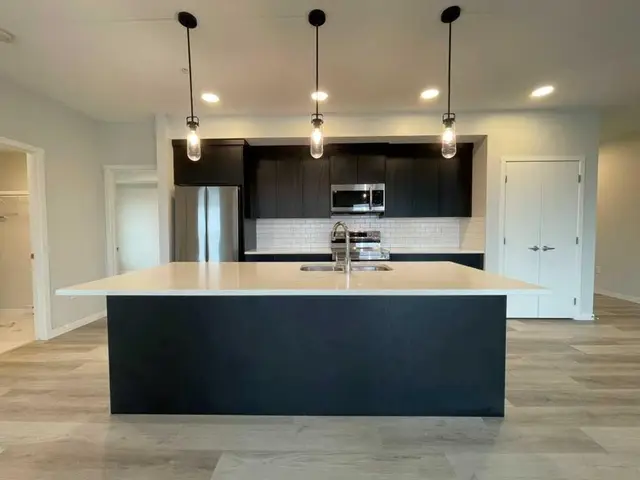 42 Cranbrook Gardens SE #2304