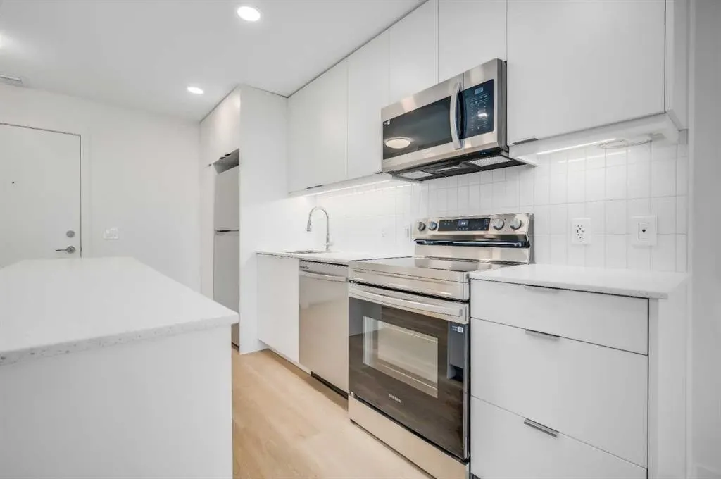 8500 19 Avenue SE #2109 — photo 3