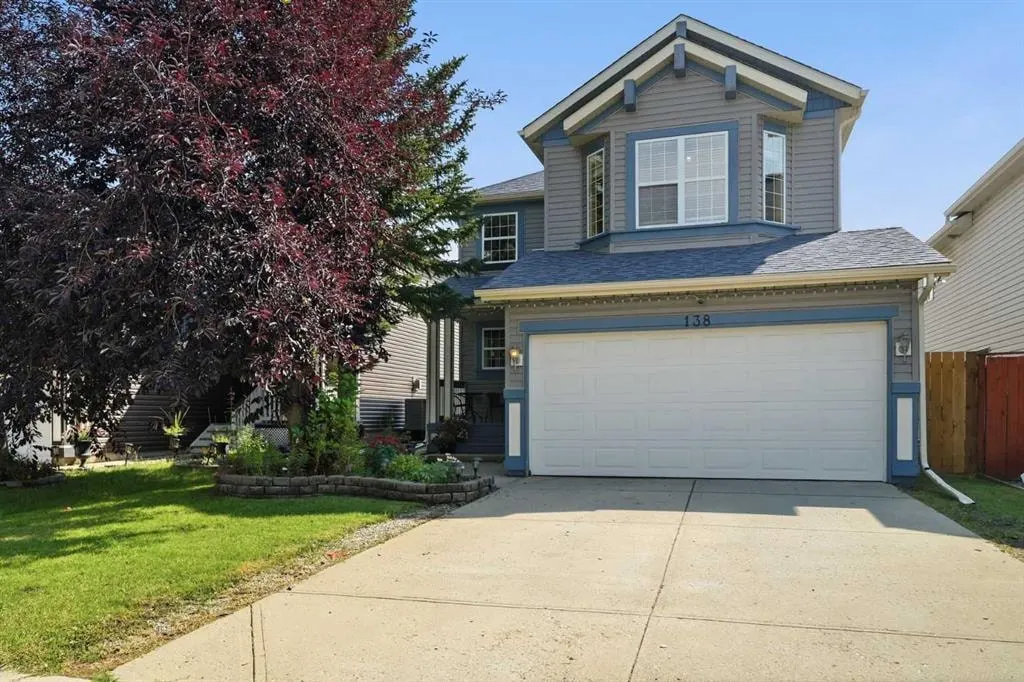 138 Somerglen Common SW — photo 2