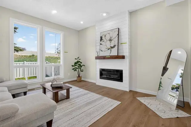 5340 17 Avenue SW #306