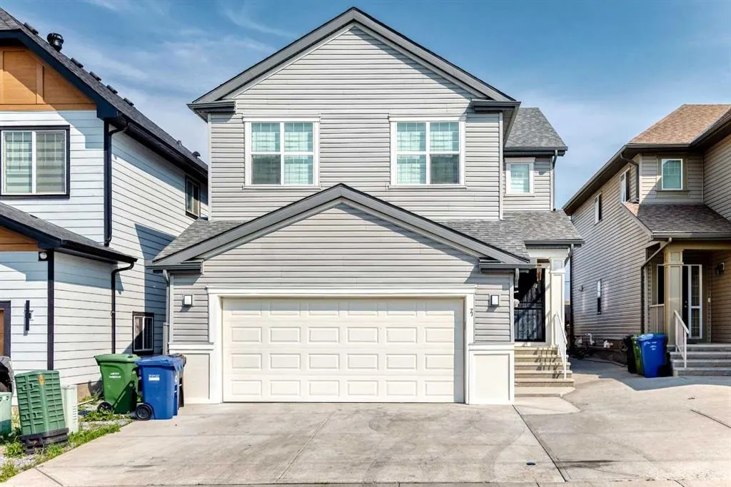 71 Martha's Meadow Close NE — photo 2