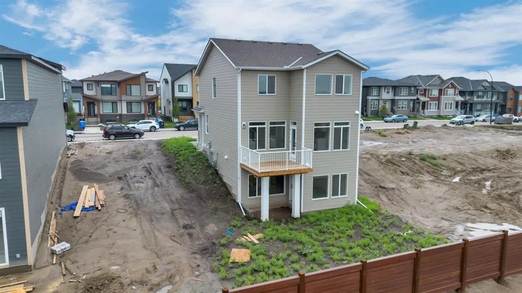 63 Setonvista Grove SE — photo 2