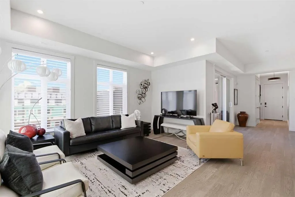 105 Lebel Crescent NW #301 — photo 3